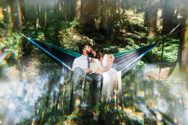 Mt-Rainier-National-Park-Washington-elopement-12