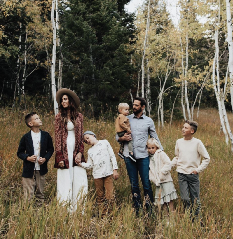 family-photo-woods