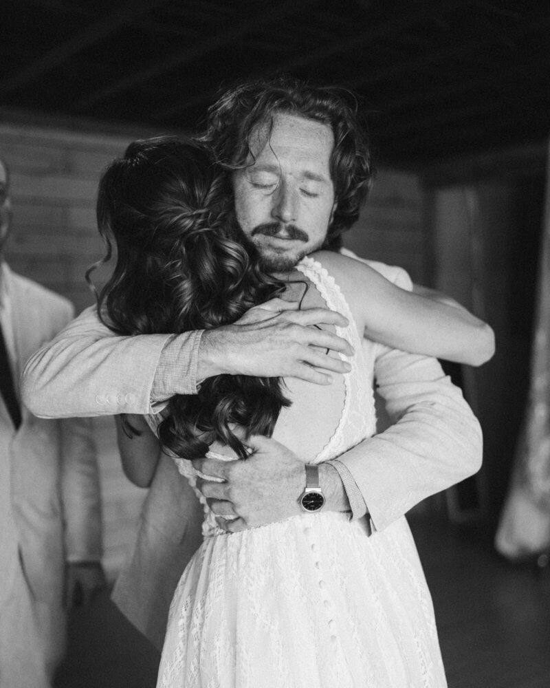 Candid in-between wedding moments that feel raw and real, telling the full story of a Spokane wedding day.