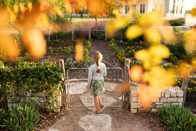 long-family-tamu-gardens-allheart_009
