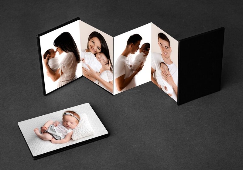 Beautiful mini books to display you newborn and maternity photos.