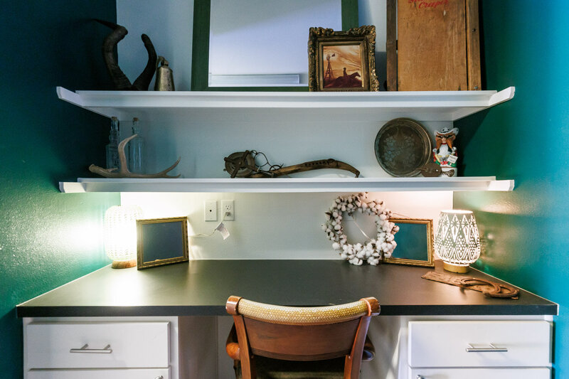 DeskLubbockAirbnb