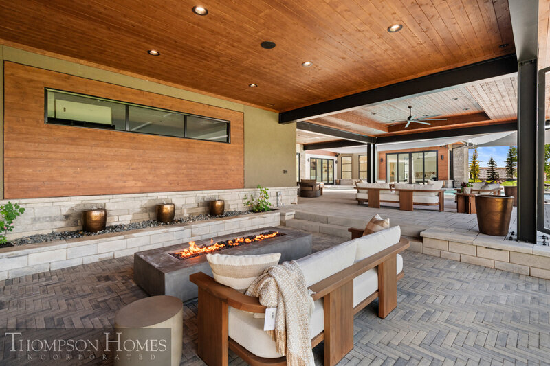 Thompson-Homes-Stillwater-Modern-Prairie-Eagle-Idaho-Custom-Home-Builder-38