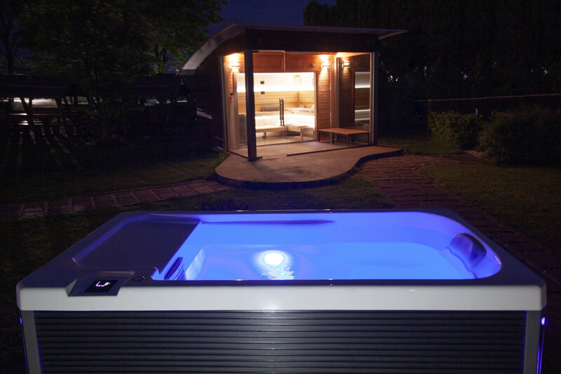 wellis-iceland-cold-plunge-tub-spa-spokane-coeur-d-alene-backyard