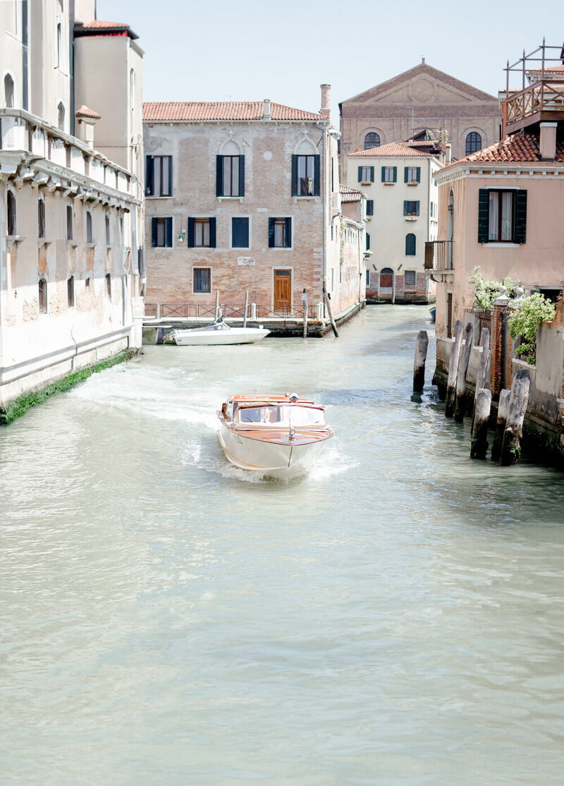 Boat in the water in Venece