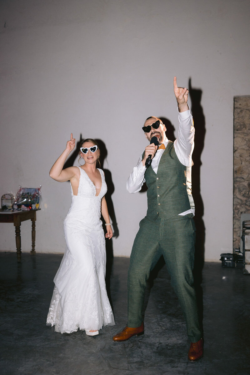 wedding photographer grignan victoria le petit-99
