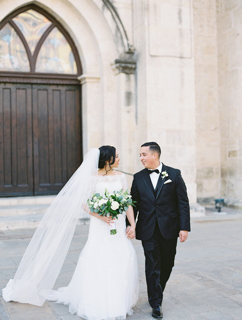Hawaii church wedding photographer32