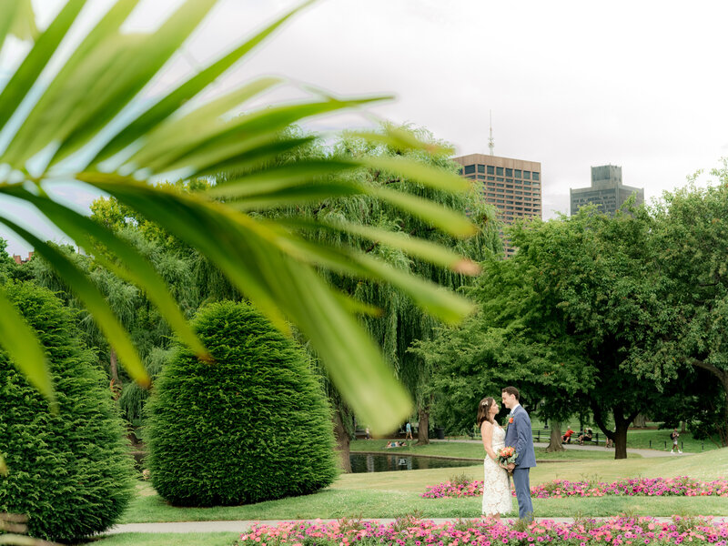 Boston-Wedding-Photographer-Boston-Public-Gardens-72