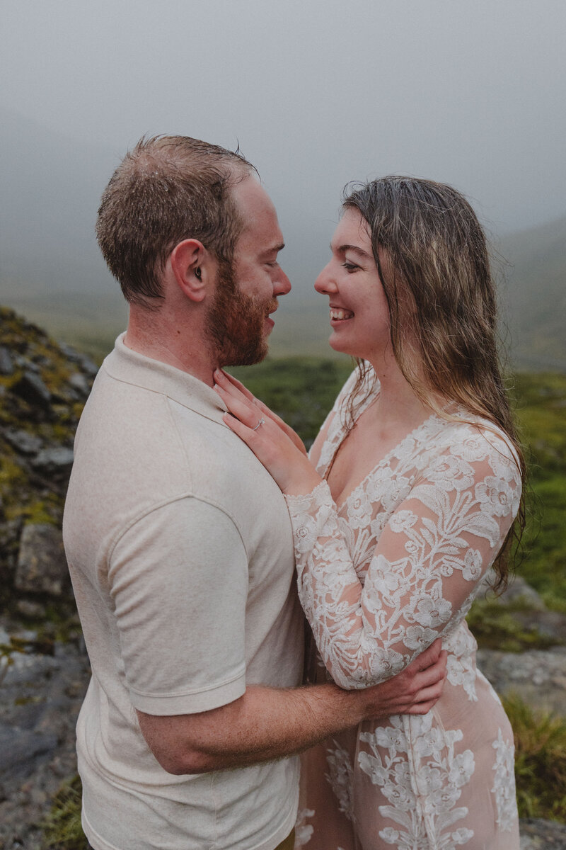 Alaska-Hatcher-Pass-Waterfall-Engagement-T&E_13