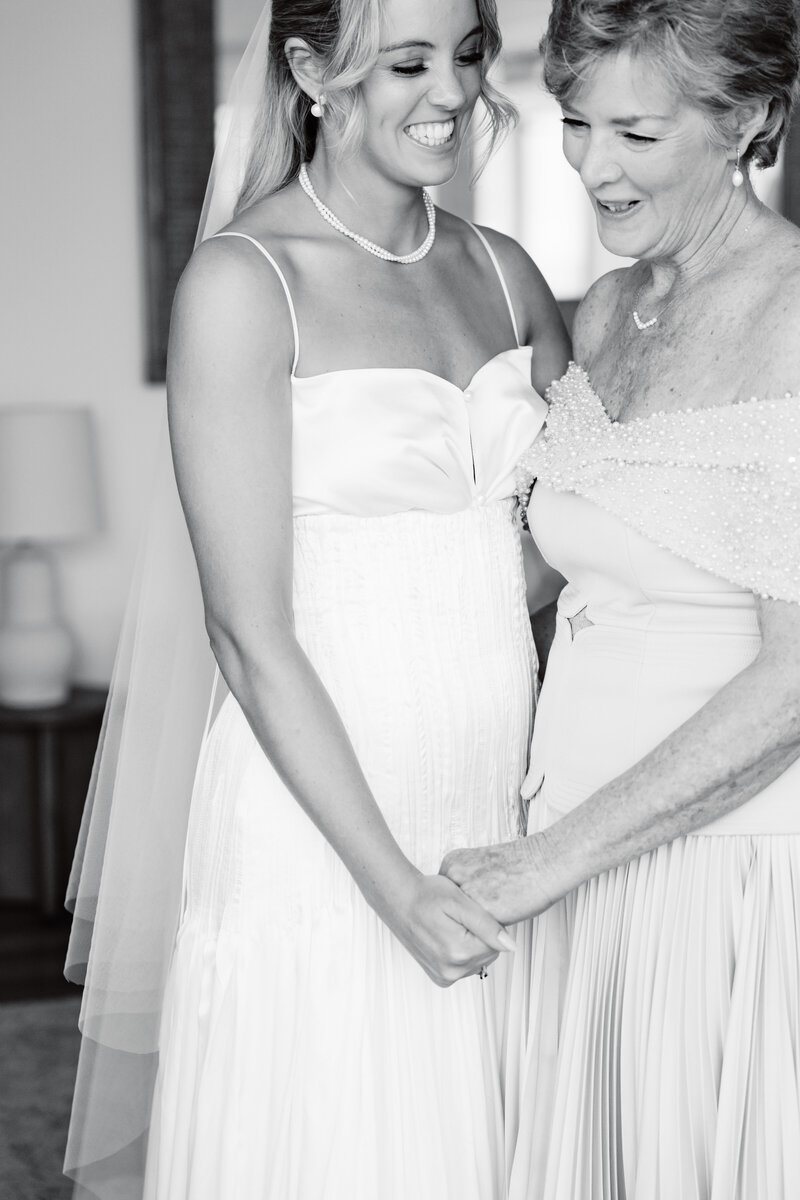 Melbourne Editorial & documentary style wedding & elopement photographer - Kelsey Renae Photography
