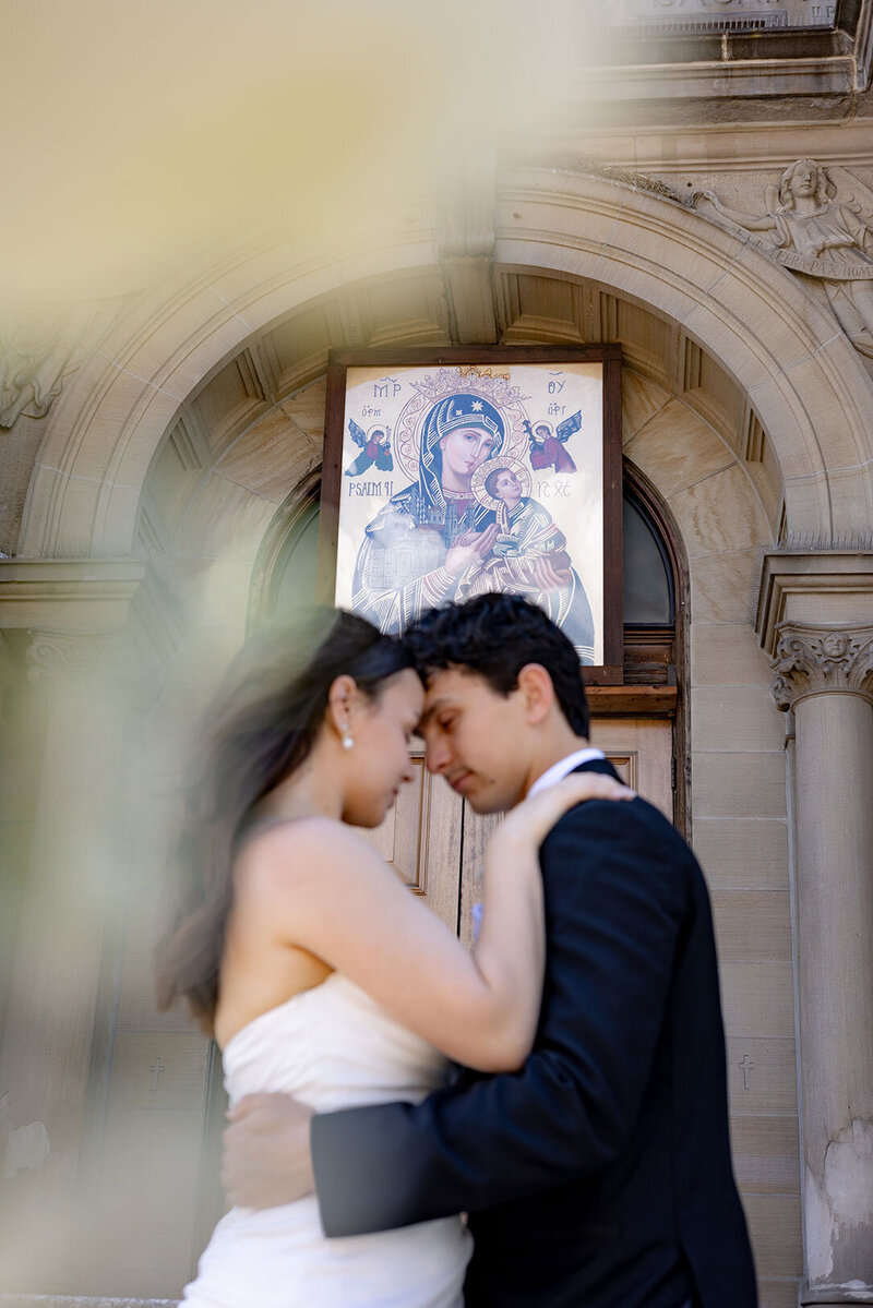 A simple and classic wedding in Steubenville, Ohio at St. Peter