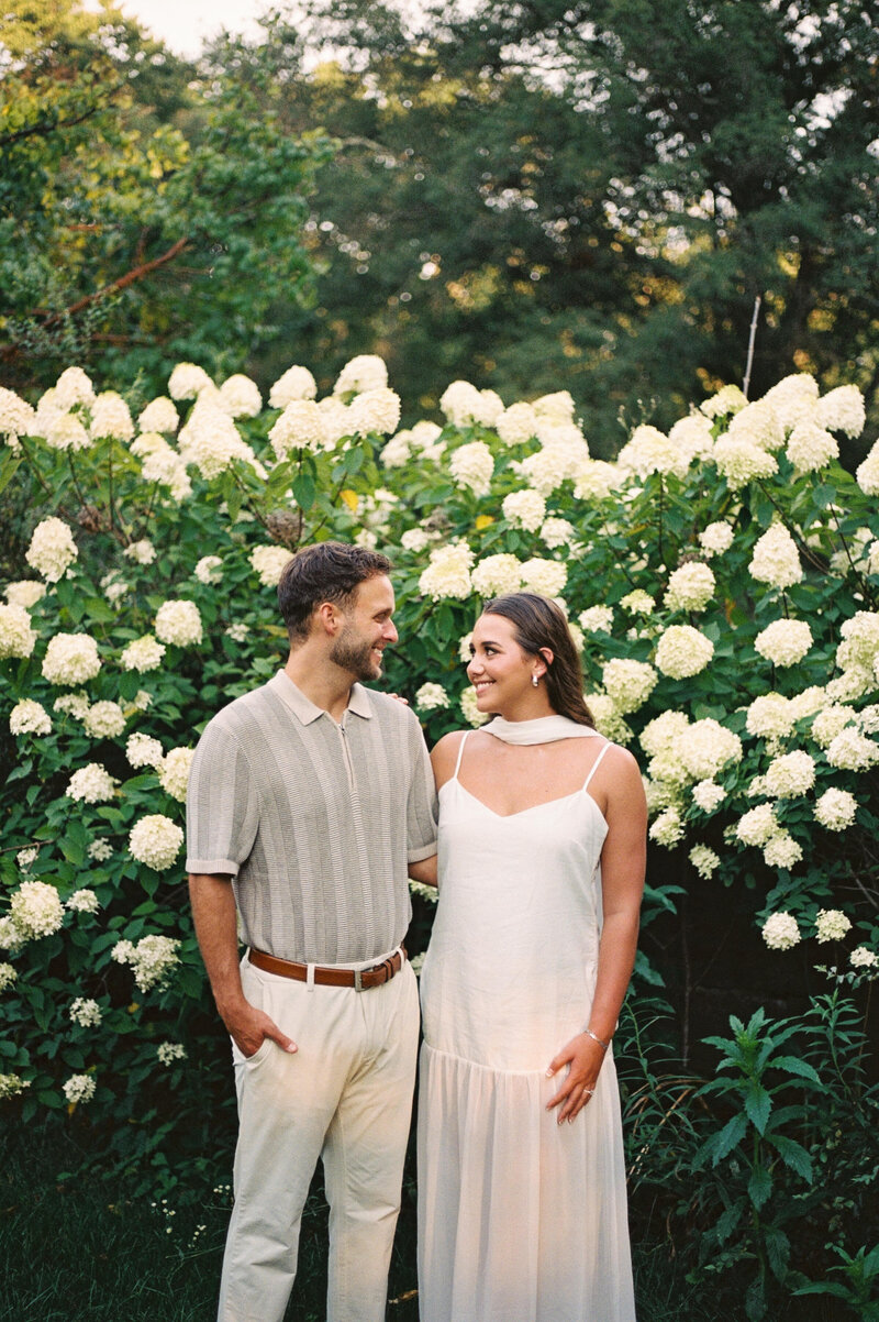 Oatlands-Historic-House-and-Gardens-Leesburg-Virginia-Engagement-35mm-Film-5
