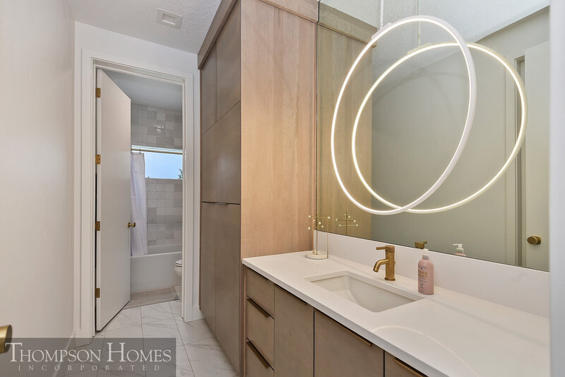 Thompson-Homes-Axis-Modern-Idaho-Luxury-Custom-Home-Builder-37