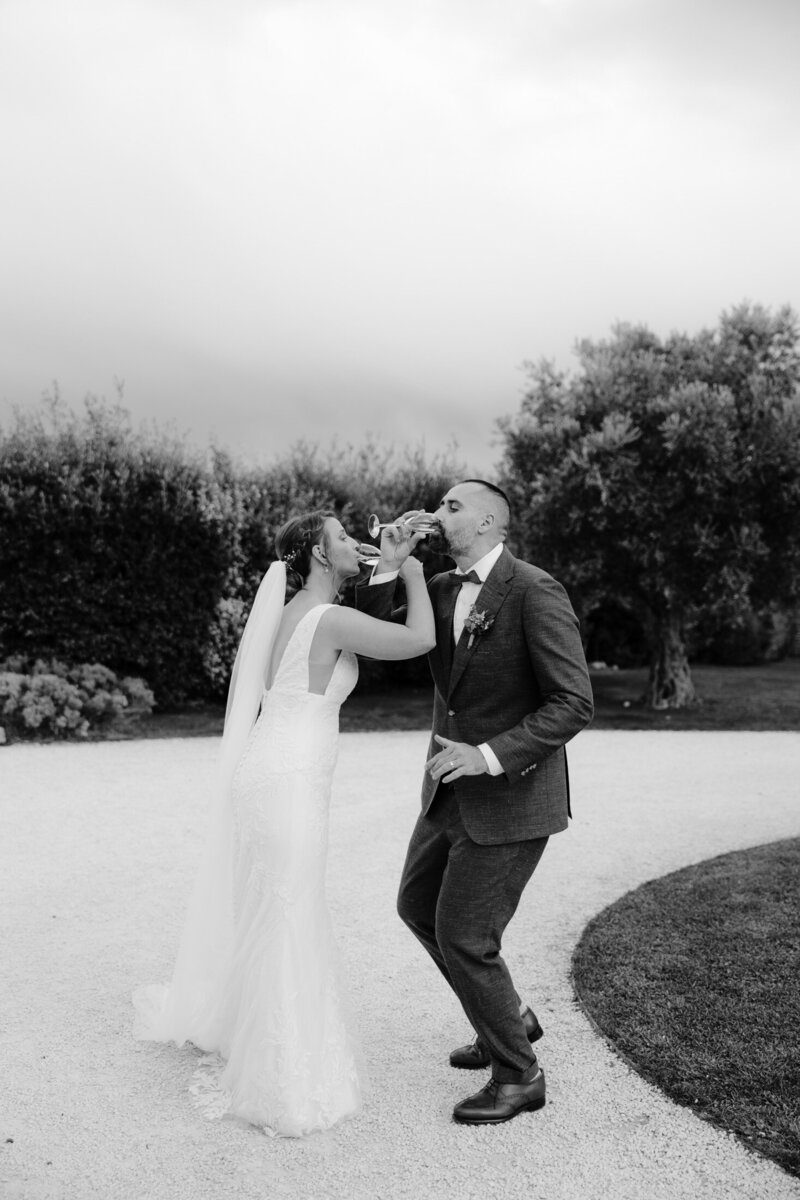 wedding photographer grignan victoria le petit-65