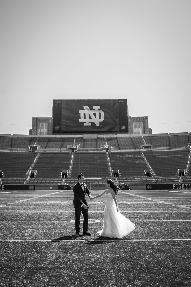notre-dame-stadium-wedding-photos (5)