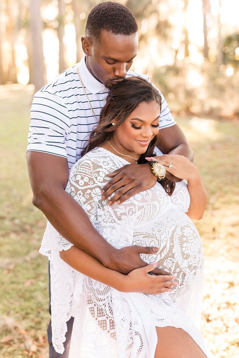 My Top 4 Maternity Poses - candiceswansonphotography.com