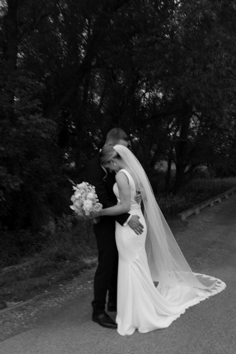 Summer Wedding at The Oaks - Emily + Seth  - Wanderlynn Photography - 643