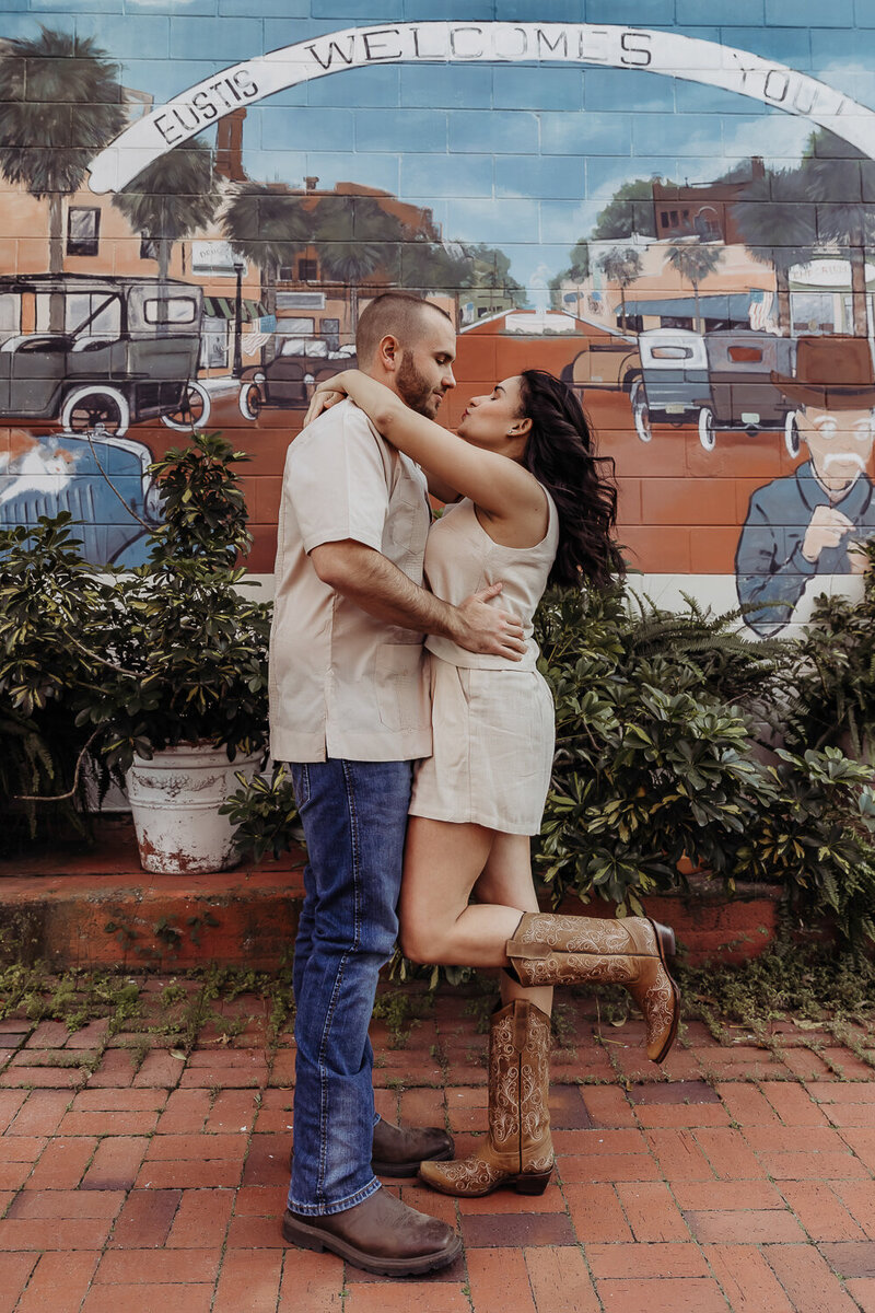 downtown eustis engagement session