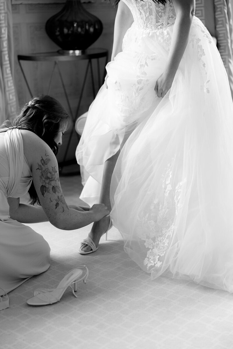 Hannah-Lewis-Wedding-Preview-12