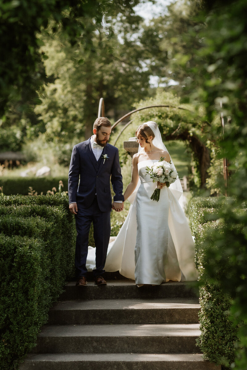 illinois chicago backyard intimate wedding northwest indiana photographer videographer film documentary lisle hyatt regency hotel charles-31