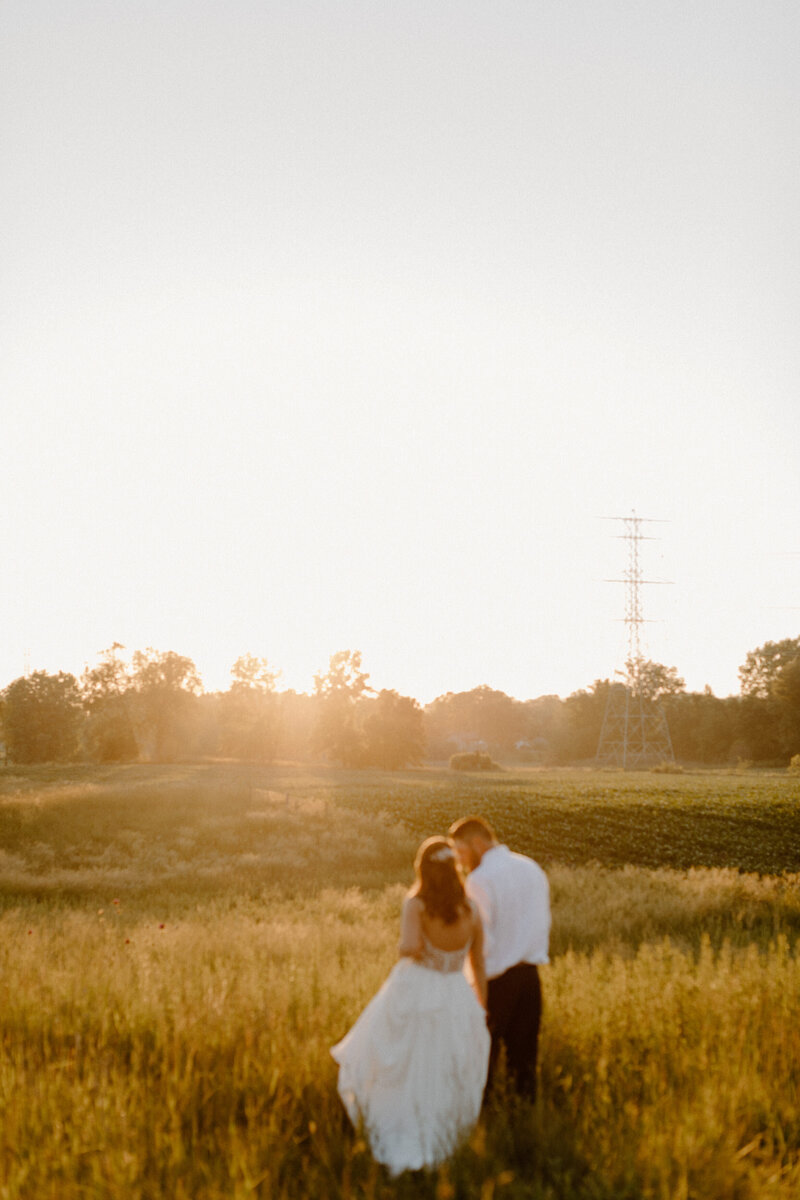 Cornman Farms_Wedding_Michigan_Emily_Kyle_Photography