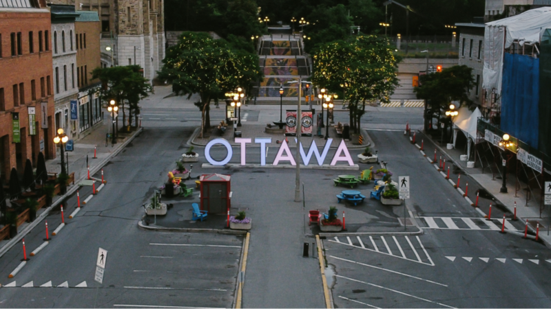 Image of a City of Ottawa sign in downtown Ottawa