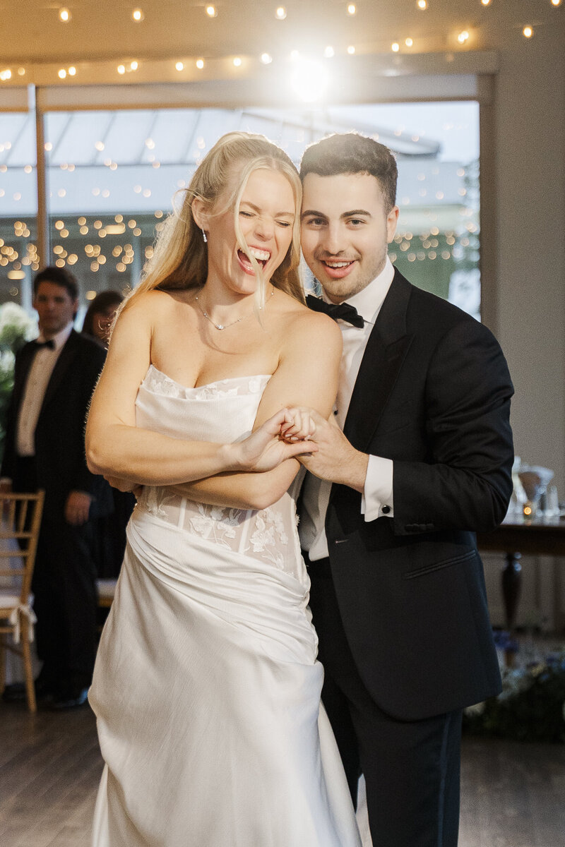 Beacon based Hudson Valley wedding photos with documentary coverage from start to finish