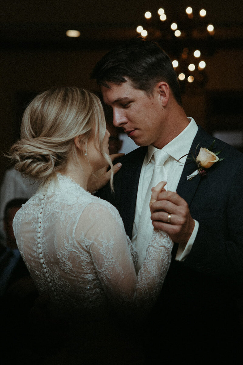 Stratman Imagery, Intimate Wedding and Family Photographer based in Western North Carolina, New York City. Destination Weddings. Asheville Documentary Wedding Photography. Candid.