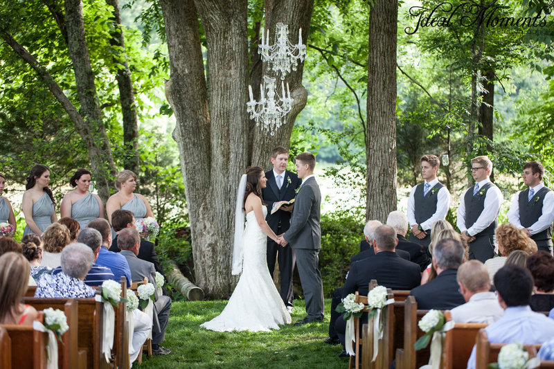 LizCourtneyPhotography_GeorgeStreetPortfolio-12-Liz Courtney Photography-Nashville Wedding-Photographer