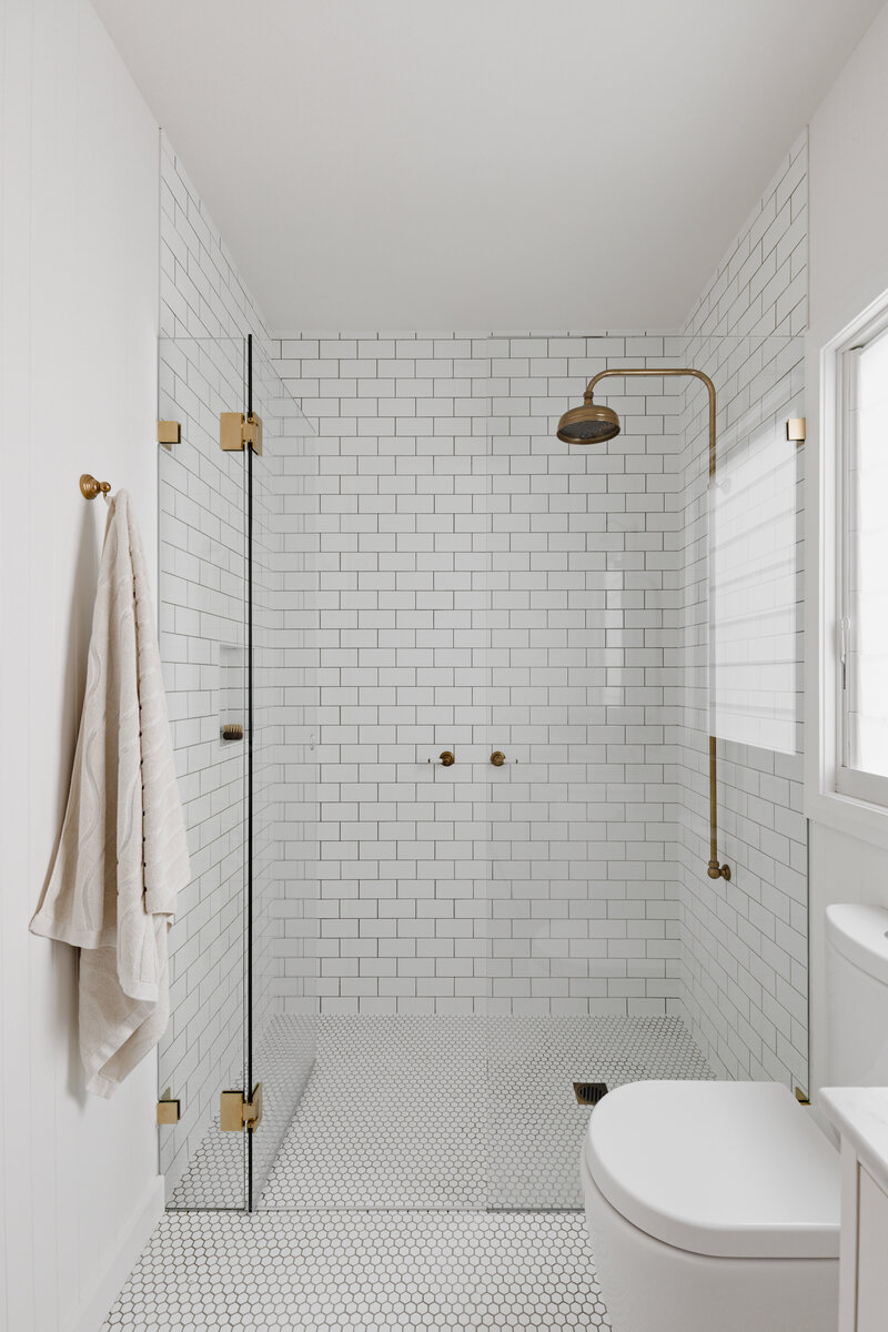 jesse-mccabe-granny-flat-renovation-bathroom-walk-in-shower-kahibah-nsw