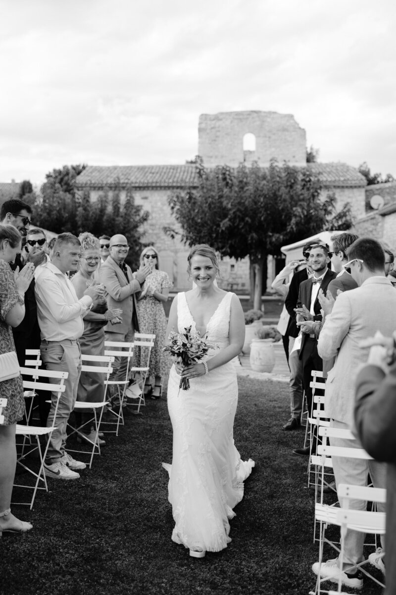 wedding photographer grignan victoria le petit-35