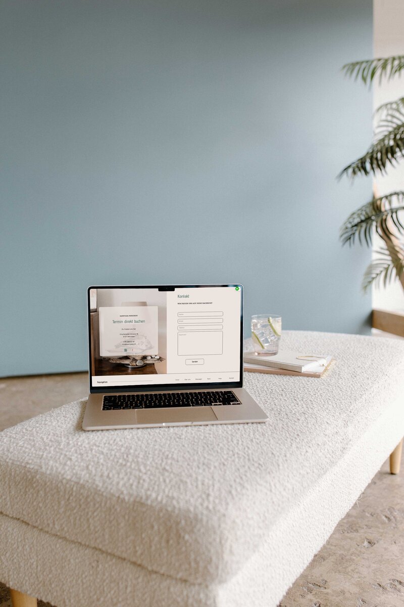 Professionelles Webdesign für Coaches – modernes Laptop-Mockup mit Coaching-Website.