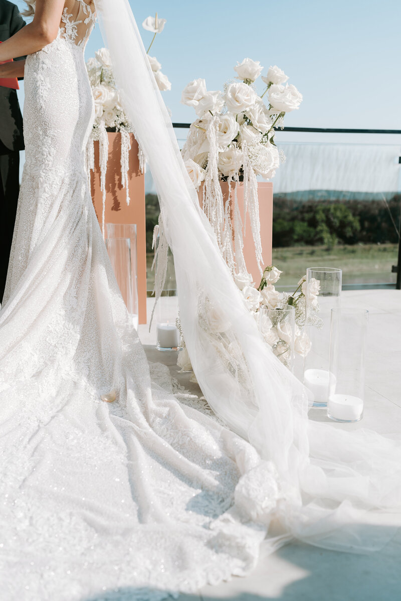 Wedding Cake at an Italian Wedding Venue Austin Texas Wedding Photographer