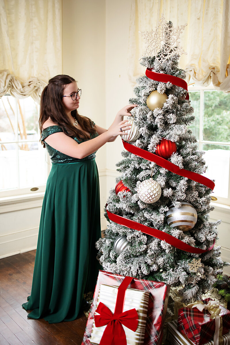 senior-christmas-green-dress