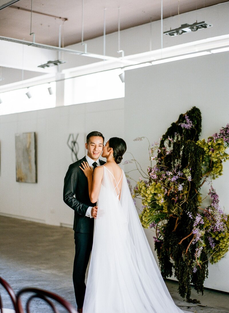 164Singapore Modern Art Gallery Wedding Editorial Photography_MARITHA MAE
