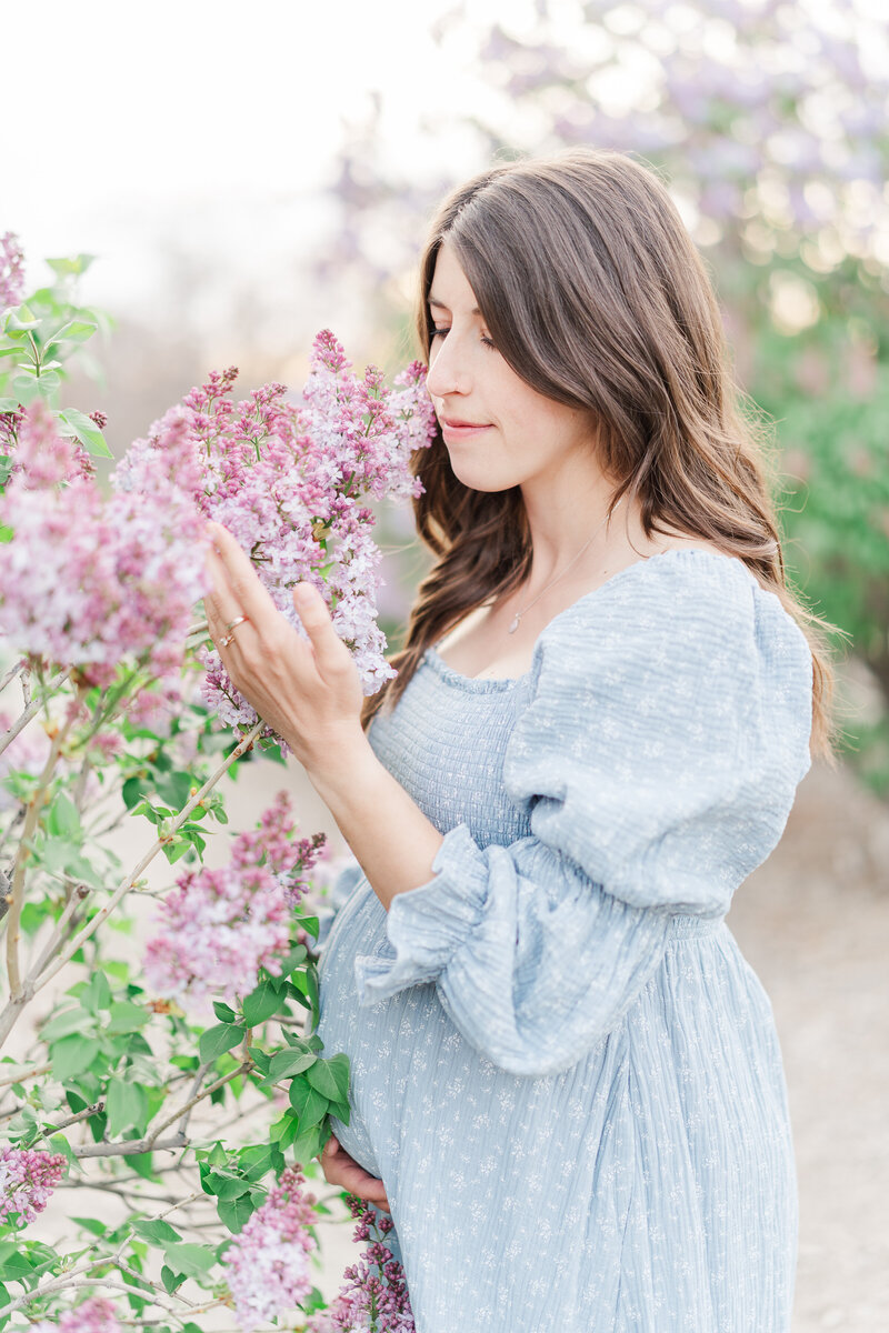 Pink and White Romantic Blossom Tree Garden Maternity Photos Denver Colorado Elena Spraguer Photography 0004