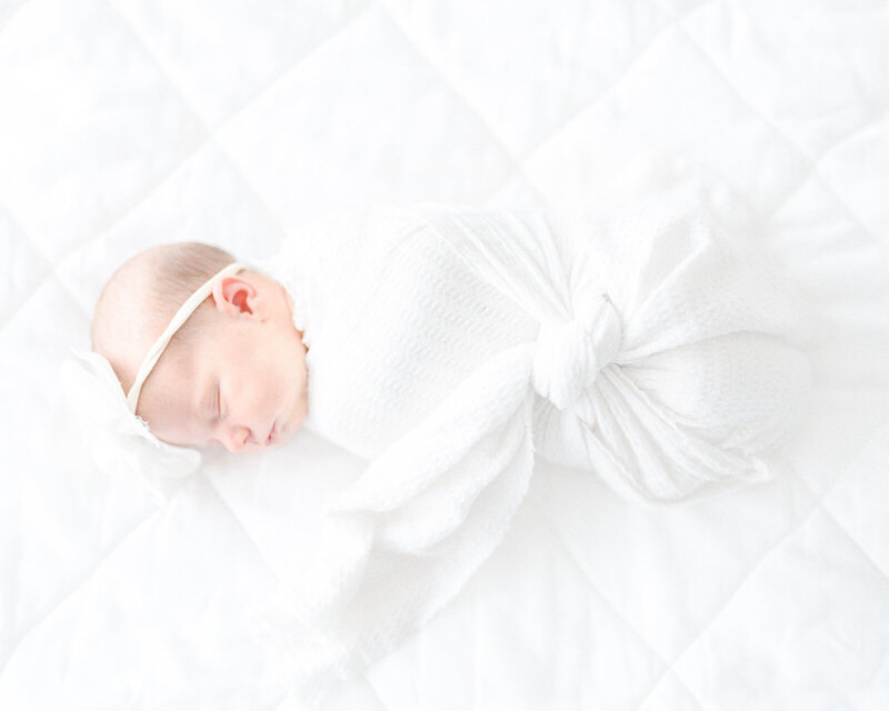 All white newborn photography South Alabama