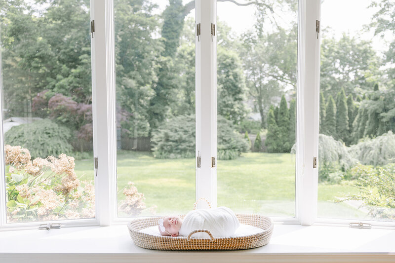 How to Prepare for an In-Home Newborn Session: A Stress-Free Guide for New Parents 10