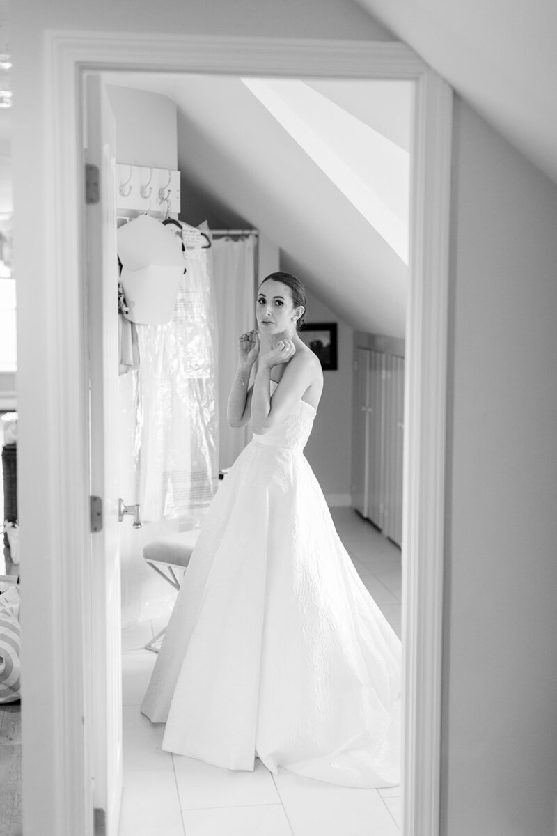bride-getting-ready