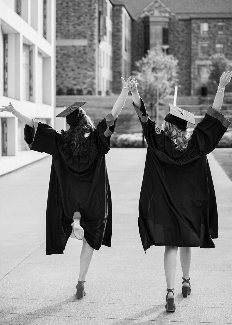 graduation portrait photographer in connecticut by Sara McIngvale Photography