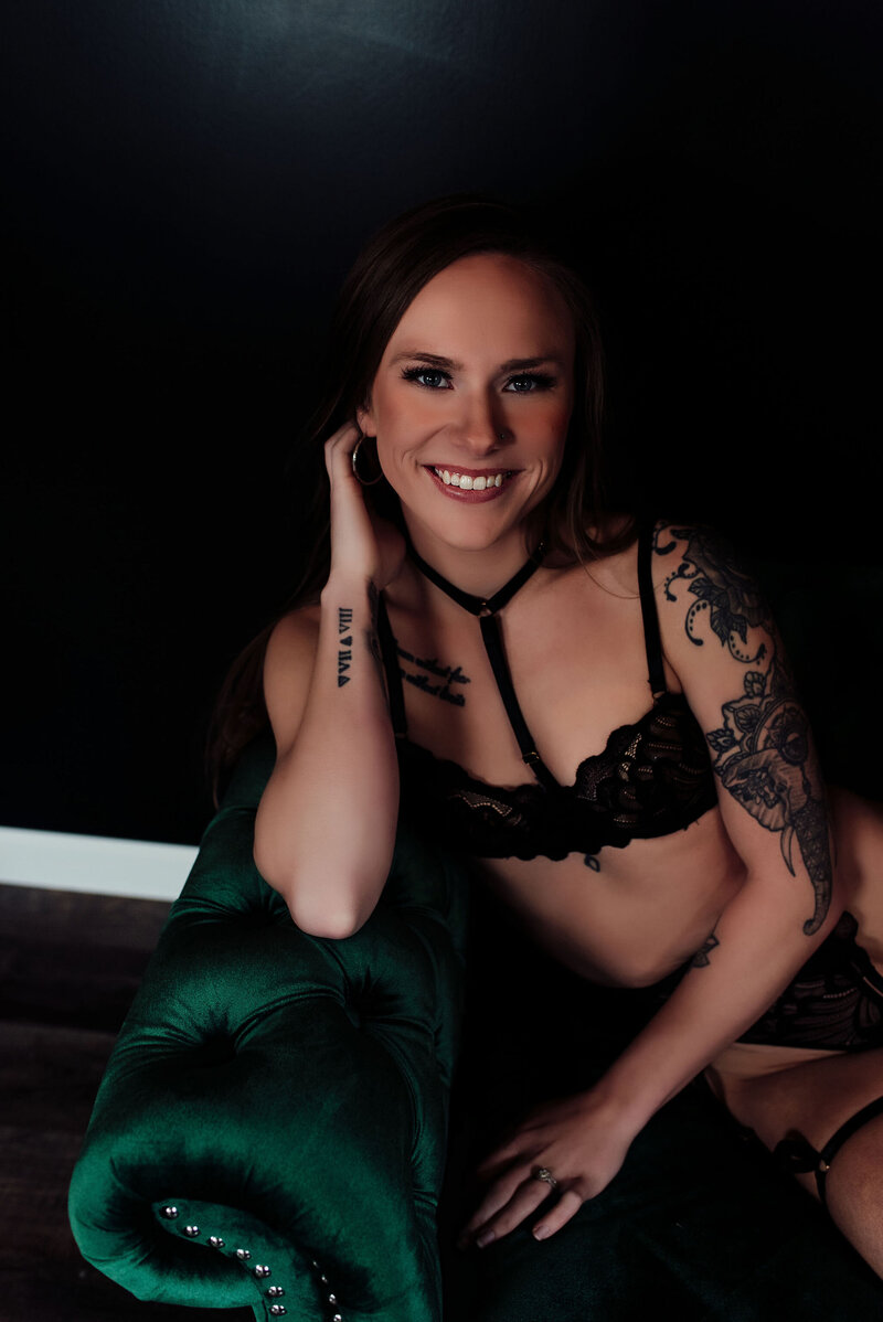 boudoirsessionmichigan-KearstynMeyers-163