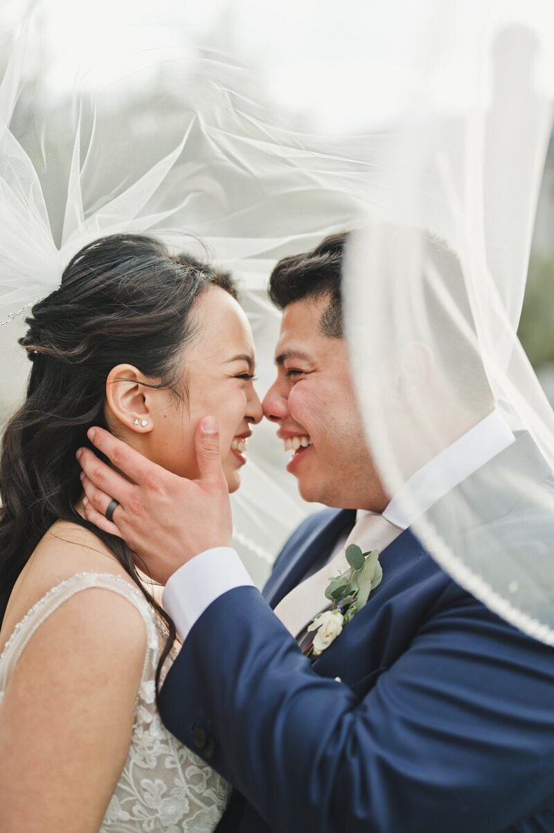 napa wedding photographer - vintage car just married