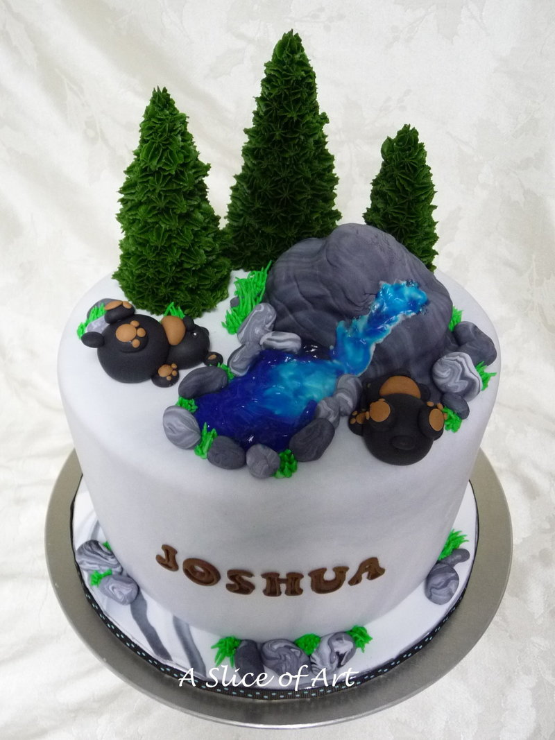 bear birthday cake