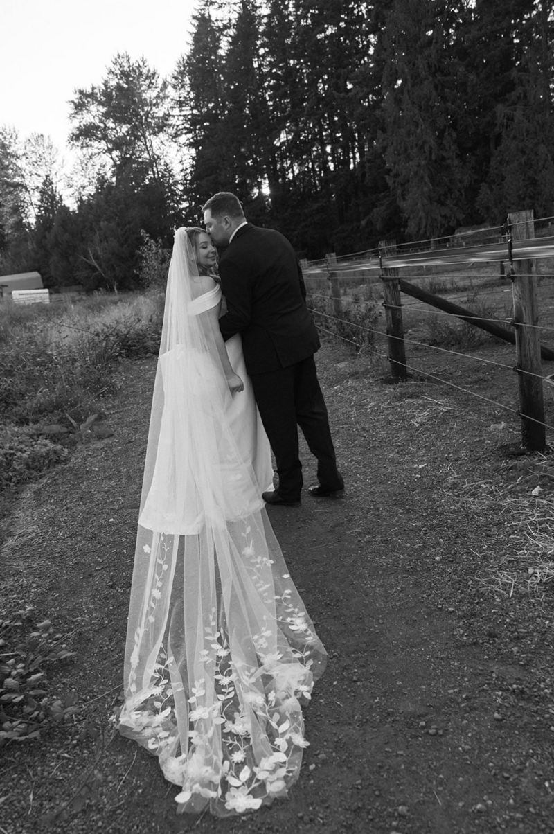 lace wedding dress of seattle bride