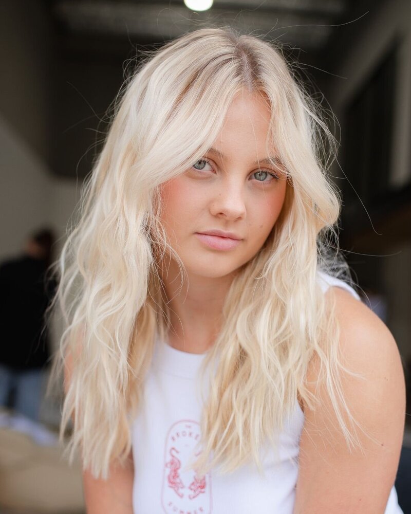 33