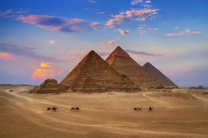 giza-egypt-pyramids-in-sunset-scene--wonders-of-the-world--1085205362-e1d04d7e00e94c4896ca58bed32e5a61