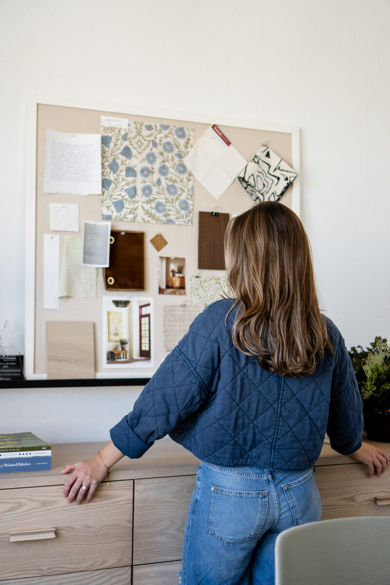 Rebekah stylizing a kitchen