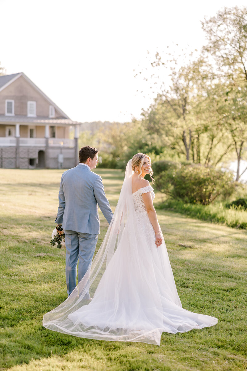 bride and groom at Lake House Inn Perkasie Pennsylvania