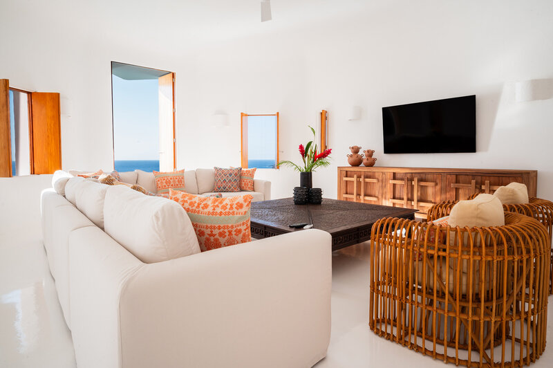 04-1-4-Sol-de-Occidente-Luxury-Villa-Careyes-Mexico-Living-Room-6163