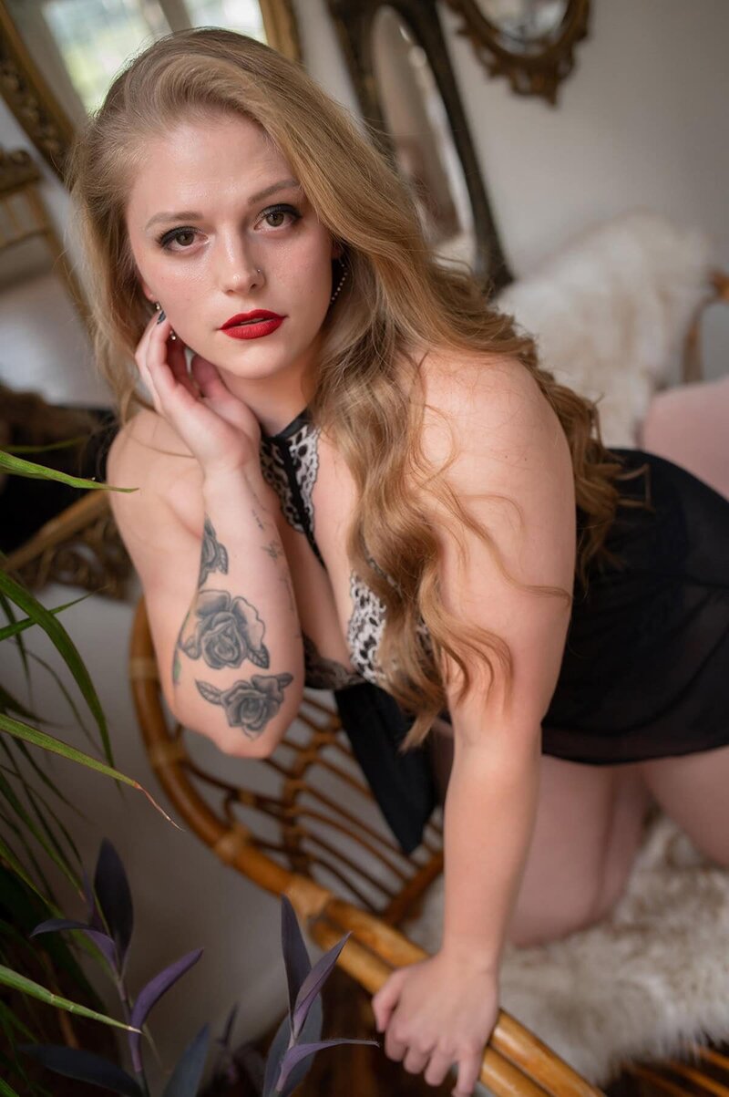 grandrapidsboudoirphotographer-97